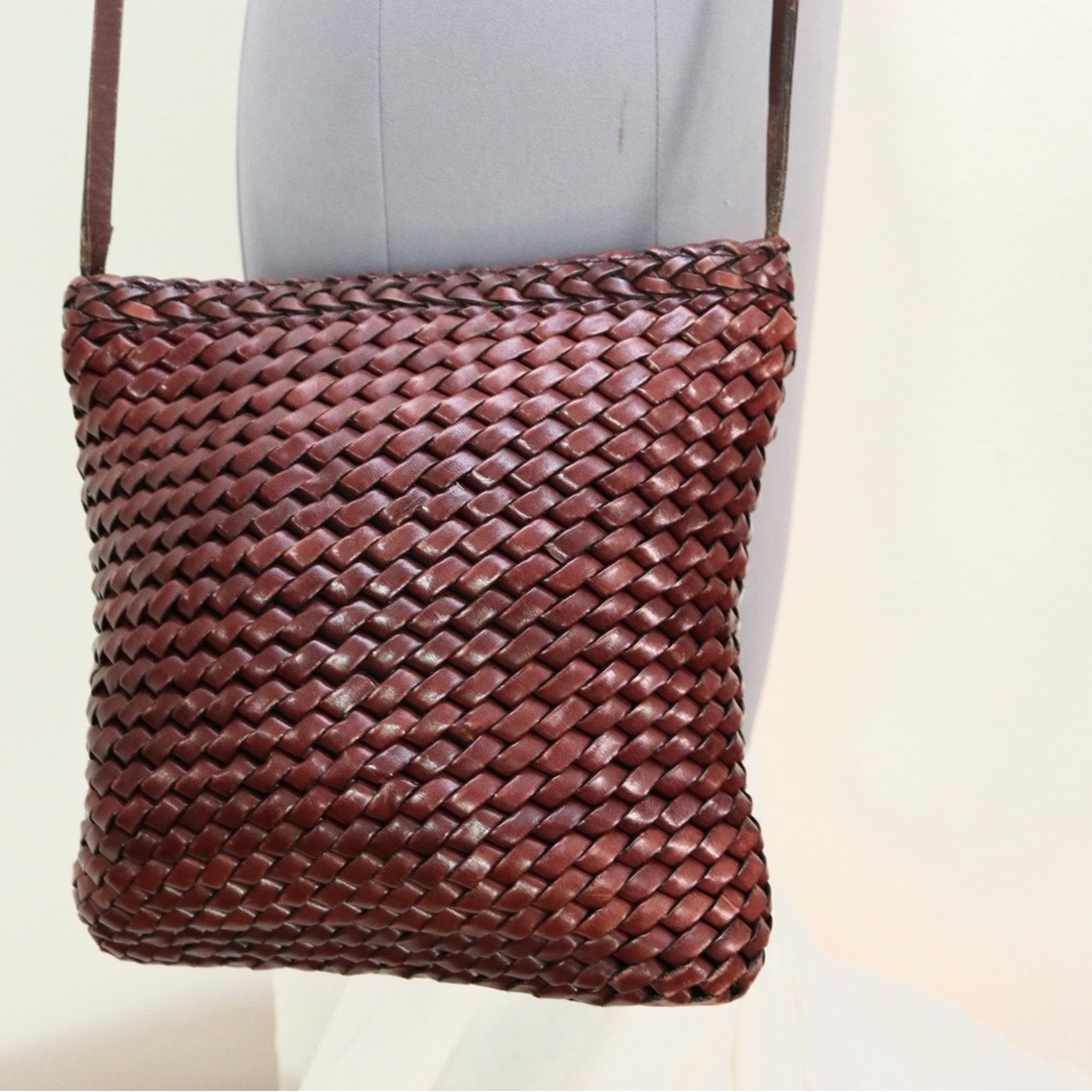 Vintage 90’s HOBO Woven Leather Brown Crossbody Purse